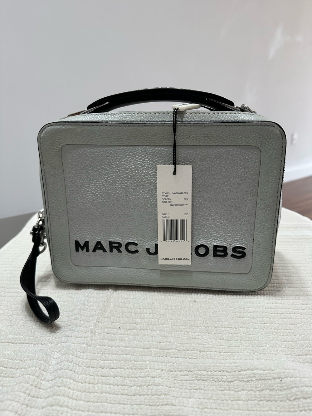 Marc Jacobs Light Gray Pebbled Leather Box Bag with Black Logo